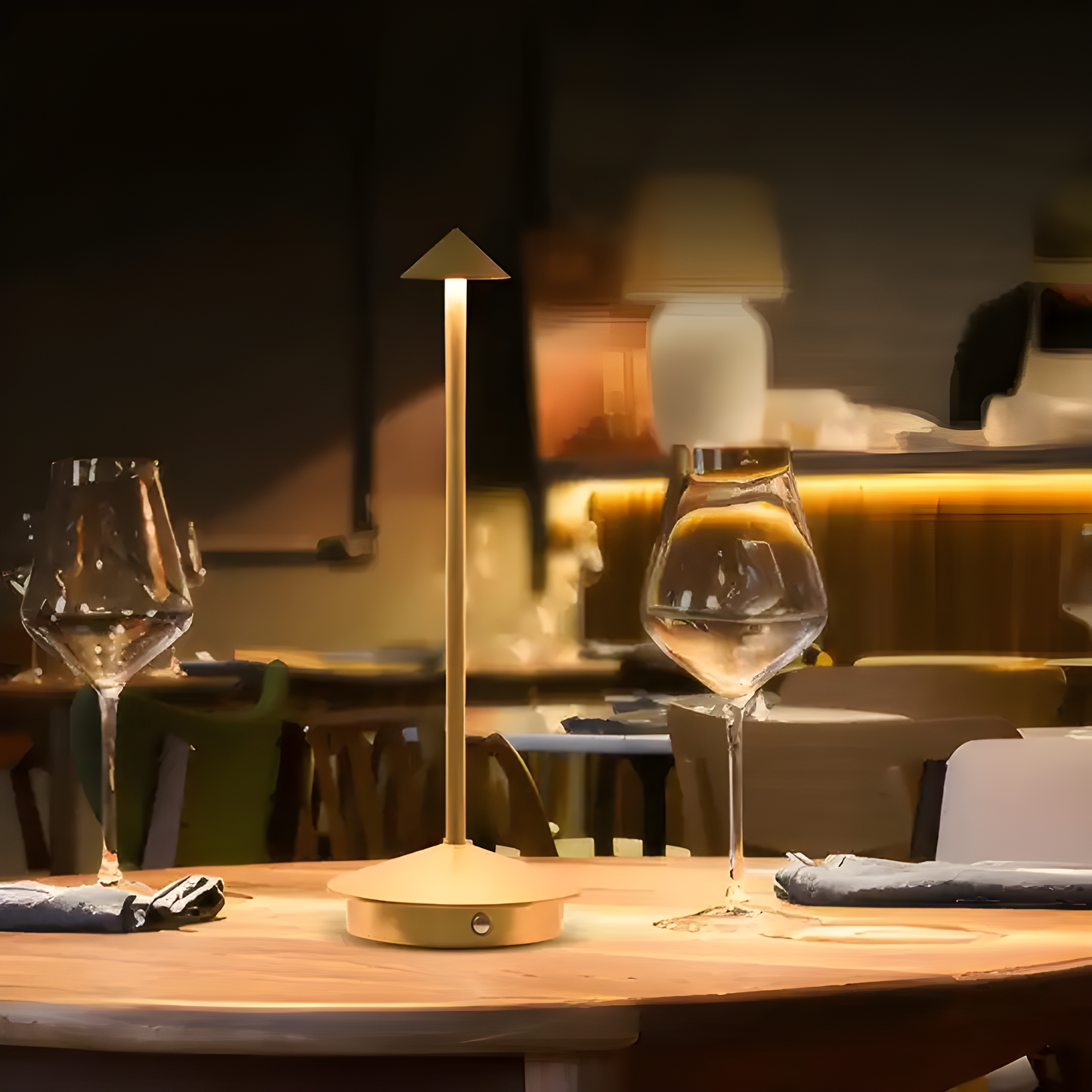 Sleek Table Lamp | Modern Design and Touch Function